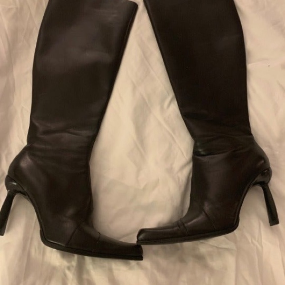 VALENTINE LEATHER ITALIAN HEEL